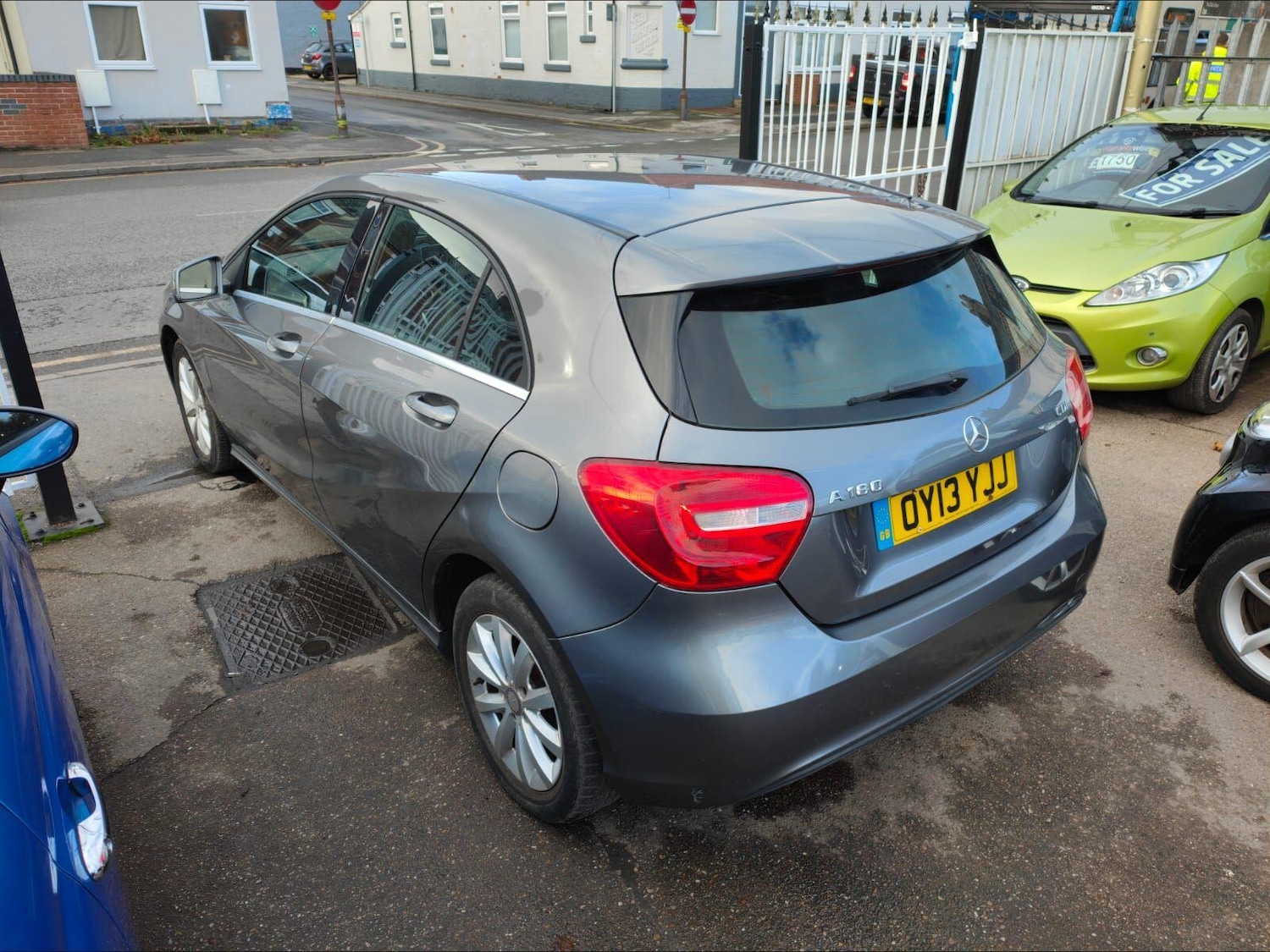 Used Mercedes-Benz A-Class 2013 for sale - 76573121: Photo 3