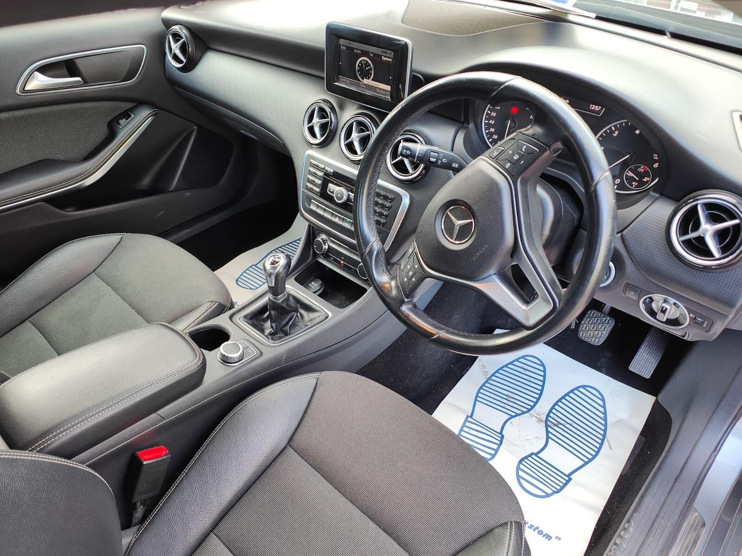 Used Mercedes-Benz A-Class 2013 for sale - 76573121: Photo 8