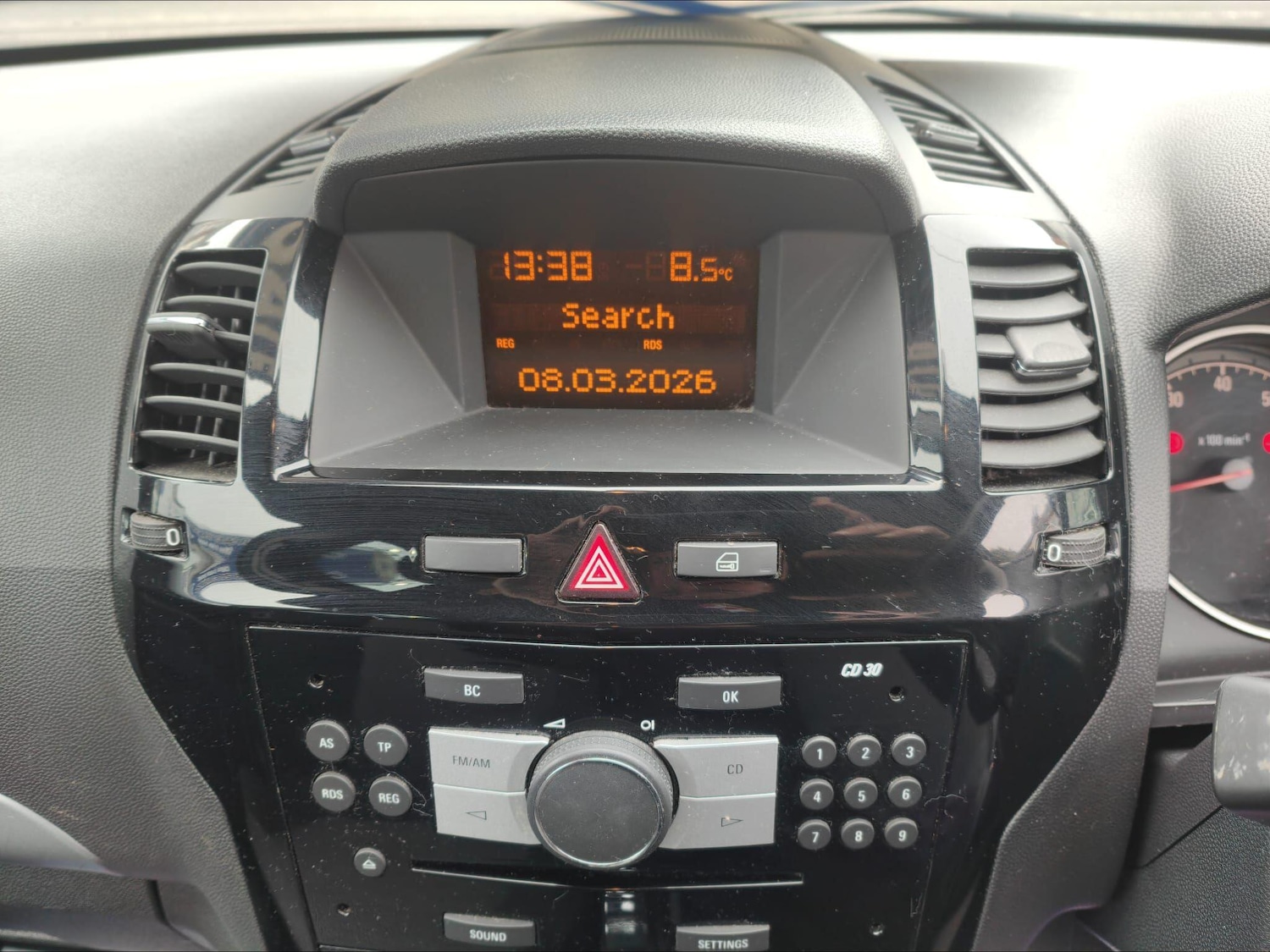 Used Vauxhall Zafira 2011 for sale - 77808266: Photo 14