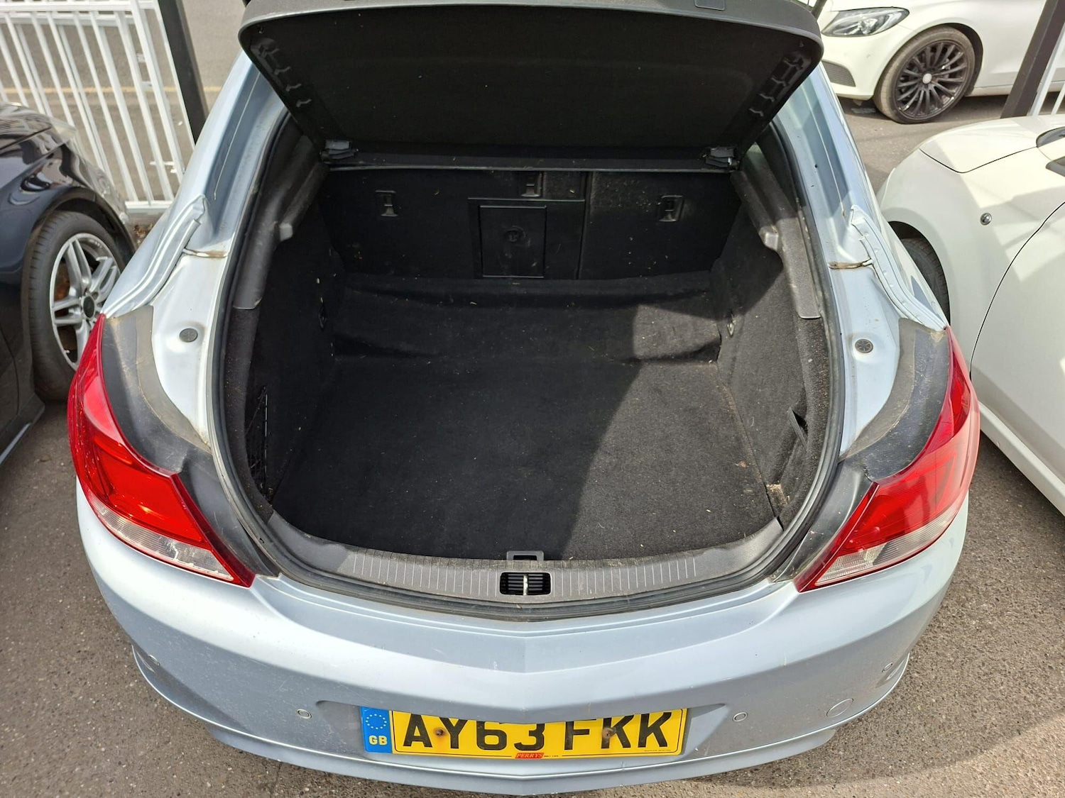 Used Vauxhall Insignia 2013 for sale - 76987708: Photo 19