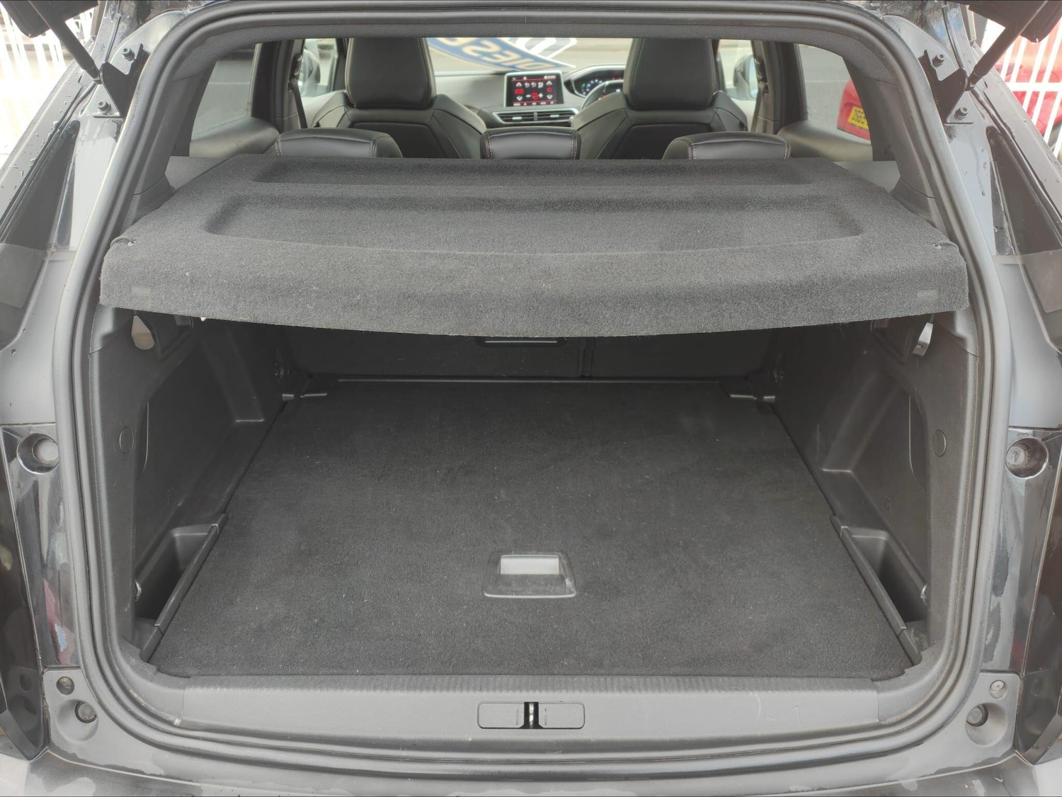 Used Peugeot 3008 2017 for sale - 76926211: Photo 11