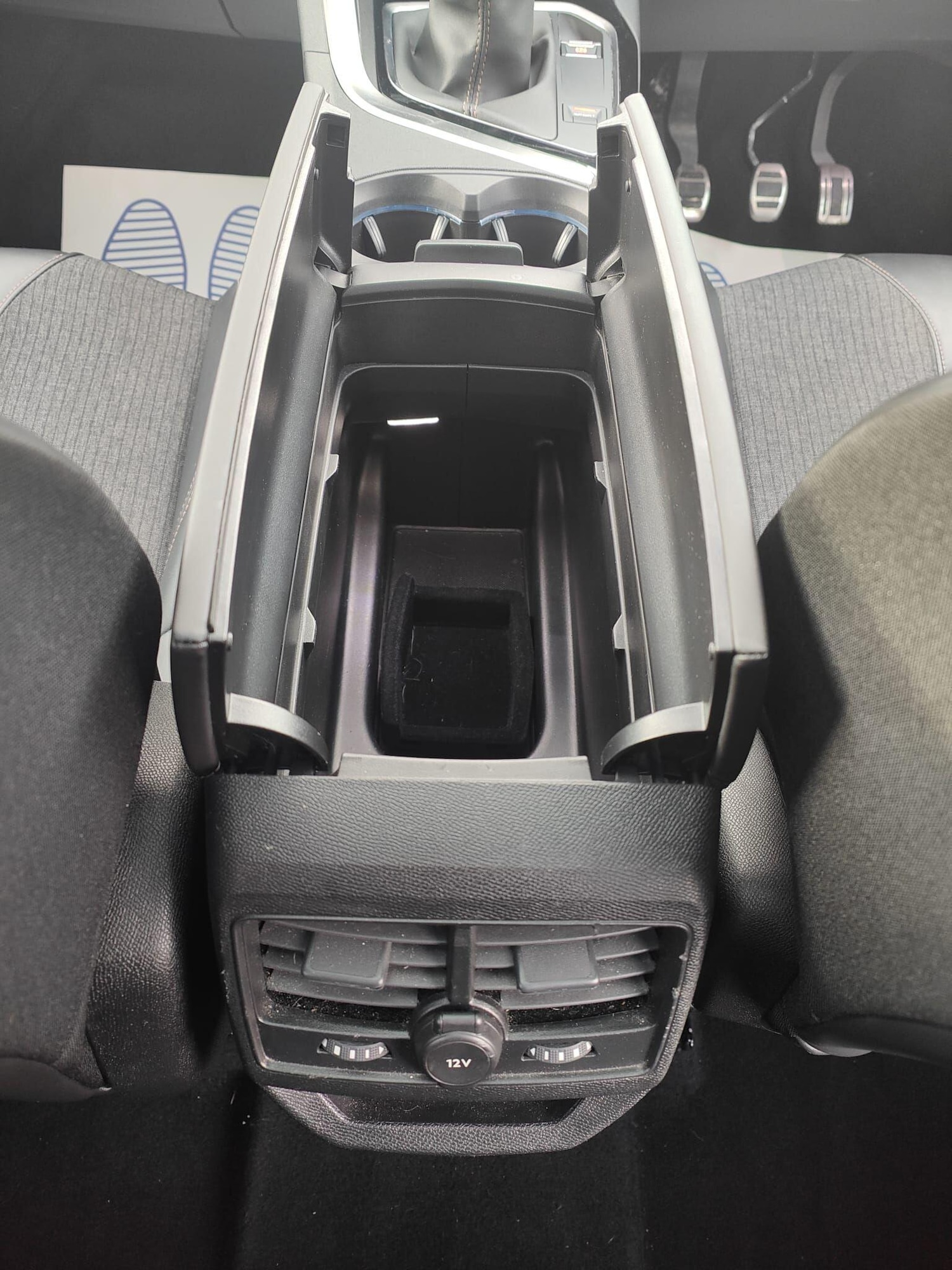 Used Peugeot 3008 2017 for sale - 76926211: Photo 27