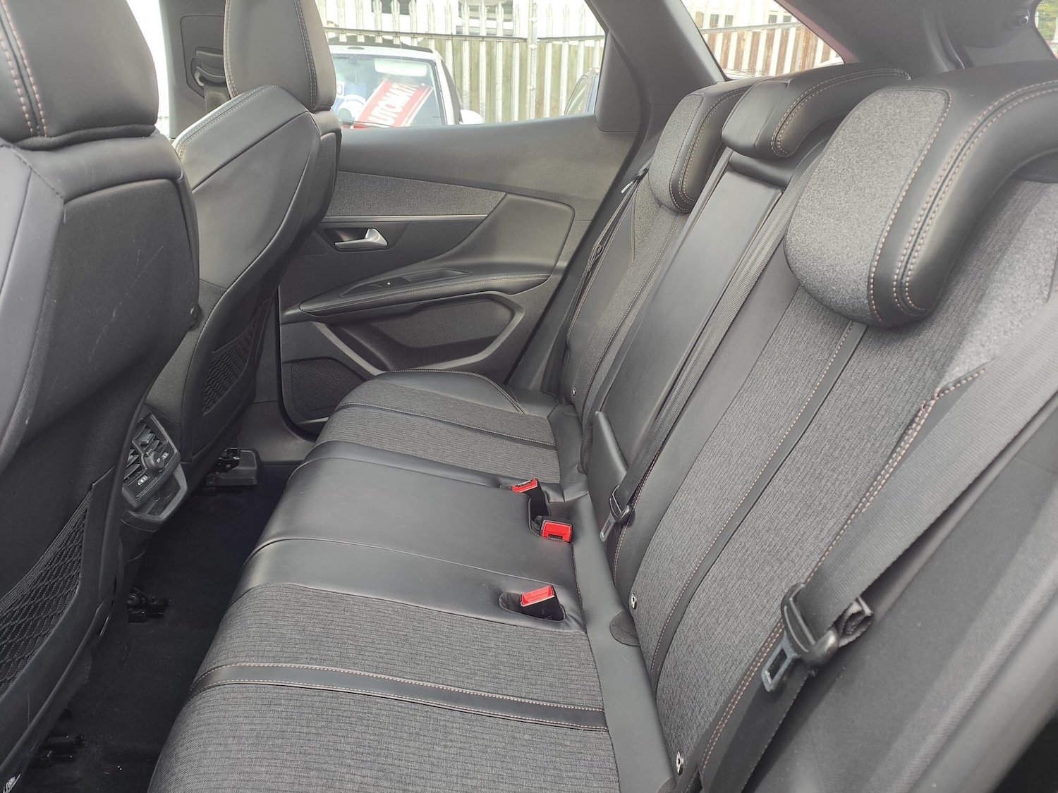 Used Peugeot 3008 2017 for sale - 76926211: Photo 30