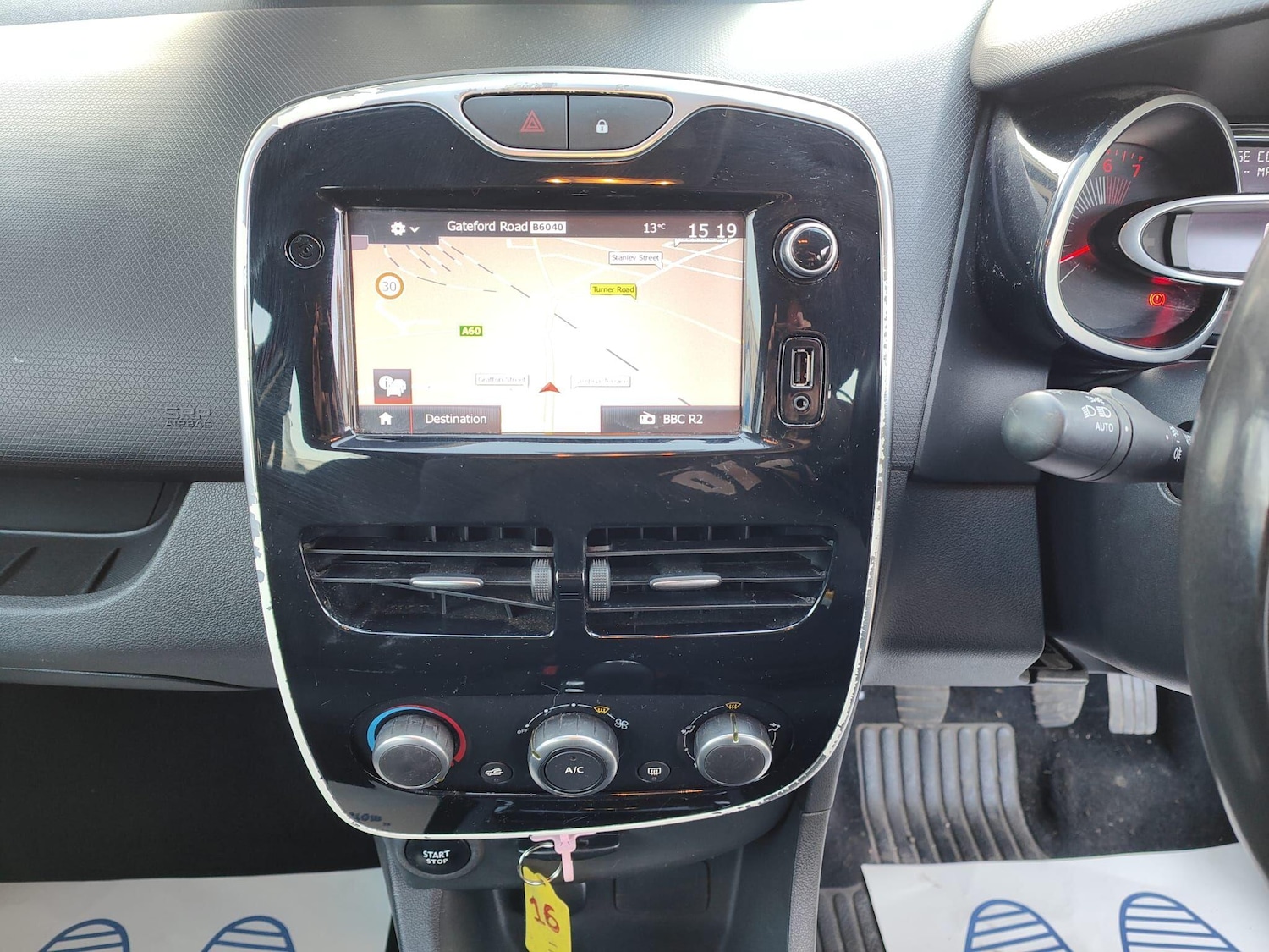 Used Renault Clio 2016 for sale - 76573053: Photo 17