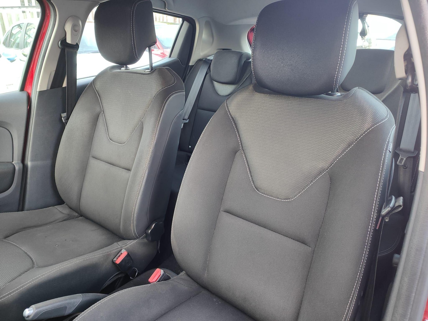 Used Renault Clio 2016 for sale - 76573053: Photo 19