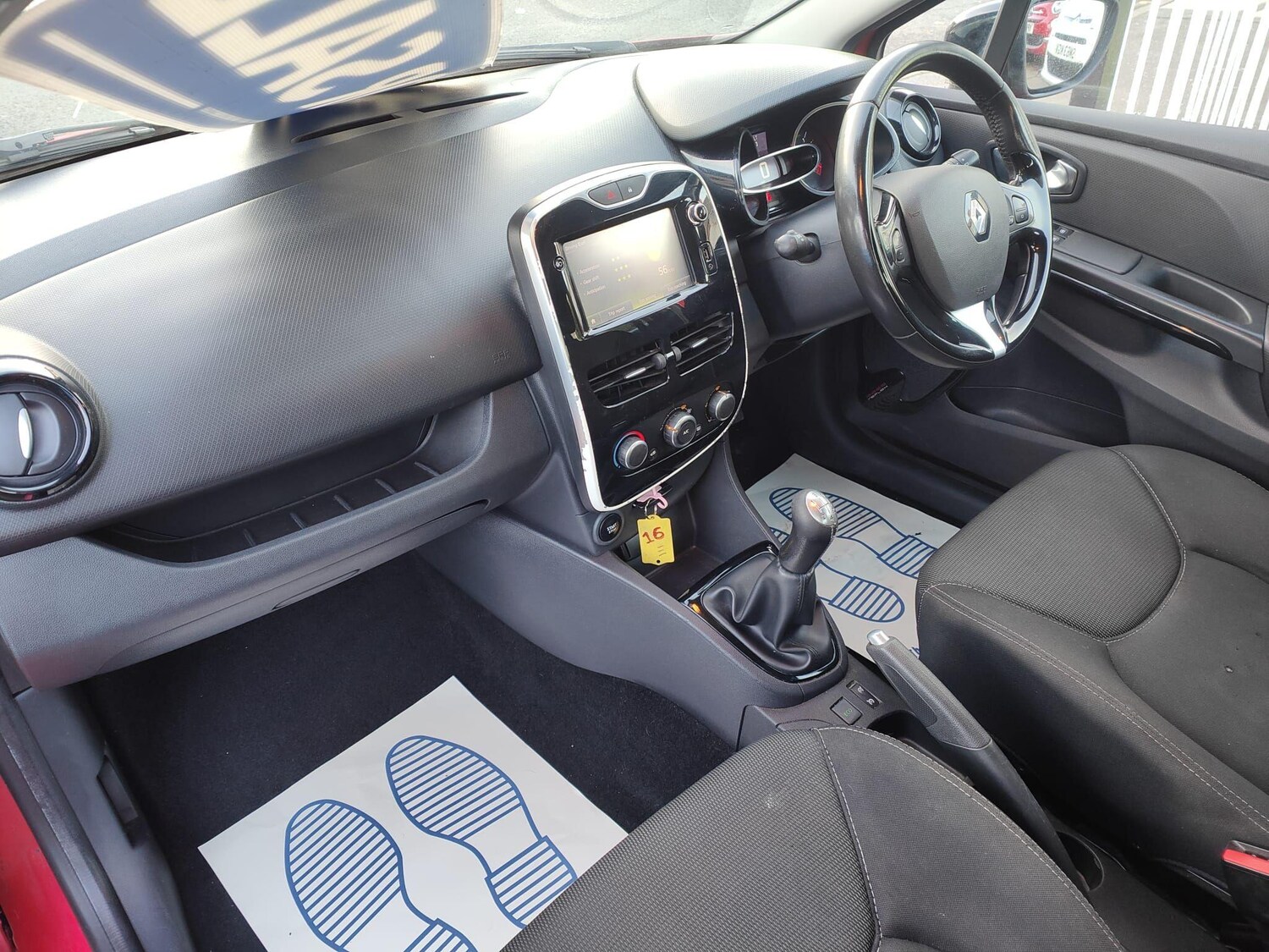Used Renault Clio 2016 for sale - 76573053: Photo 22