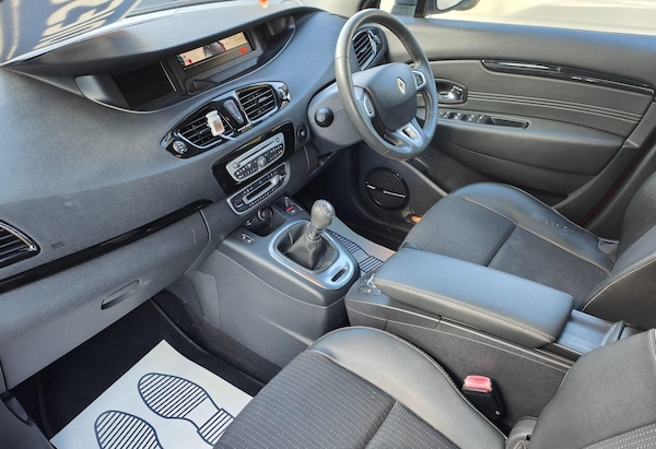 Used Renault Scenic 2012 for sale - 76099335: Photo 13