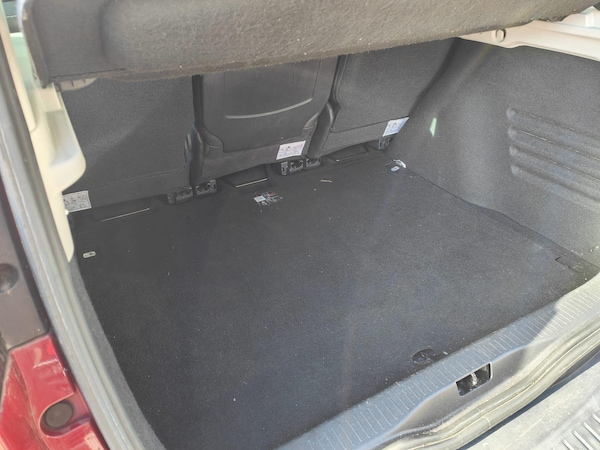 Used Renault Scenic 2012 for sale - 76099335: Photo 22