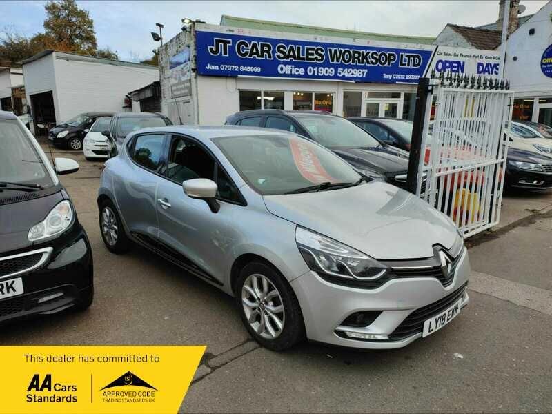 Used Renault Clio 2018 for sale - 76994141: Photo 1