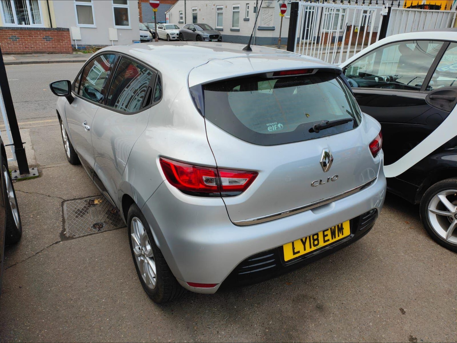 Used Renault Clio 2018 for sale - 76994141: Photo 5