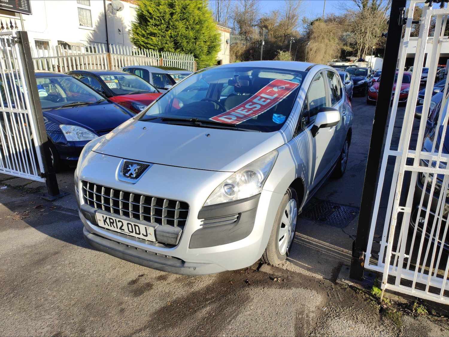 Used Peugeot 3008 2012 for sale - 76899069: Photo 2