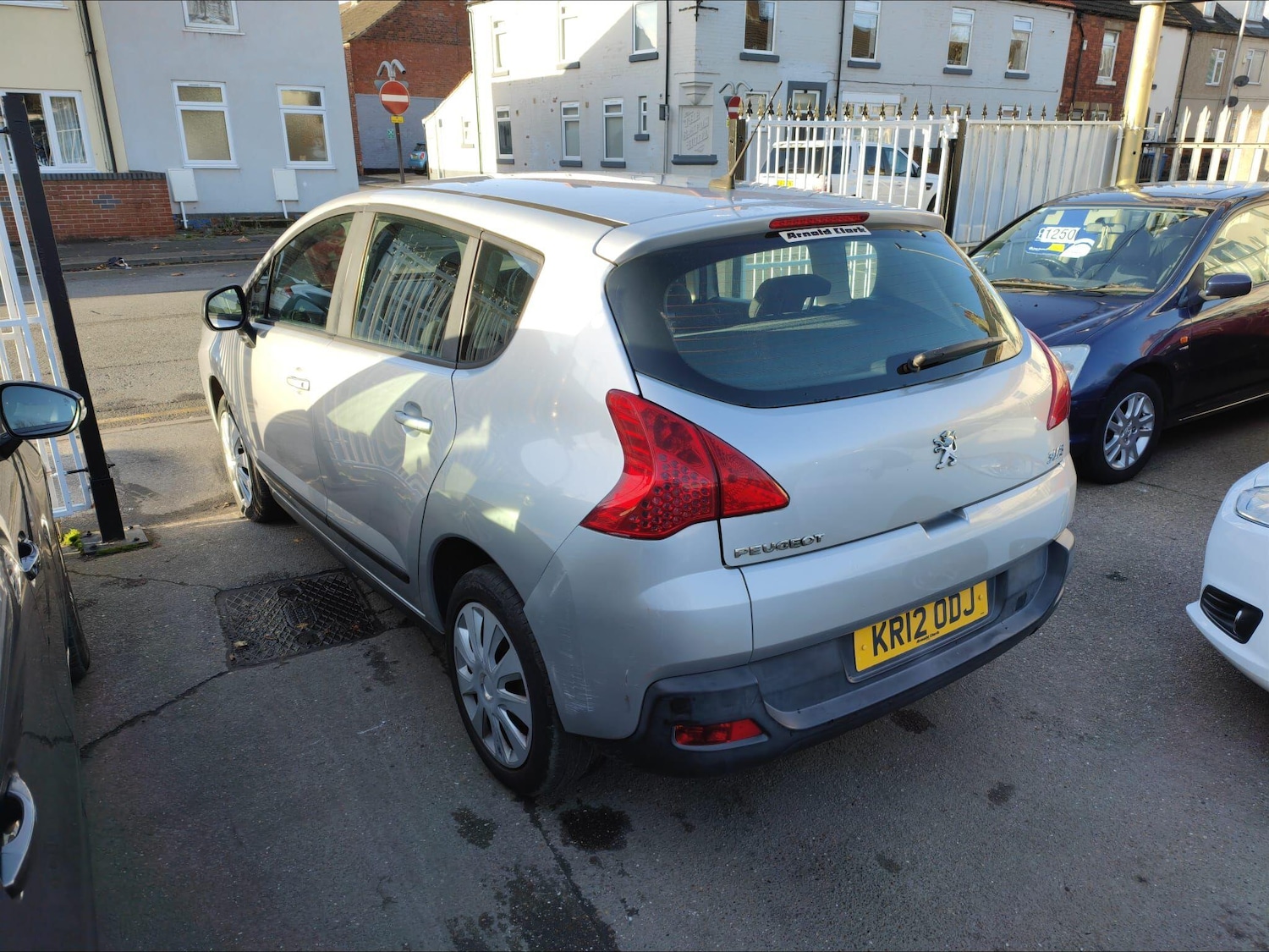 Used Peugeot 3008 2012 for sale - 76899069: Photo 4