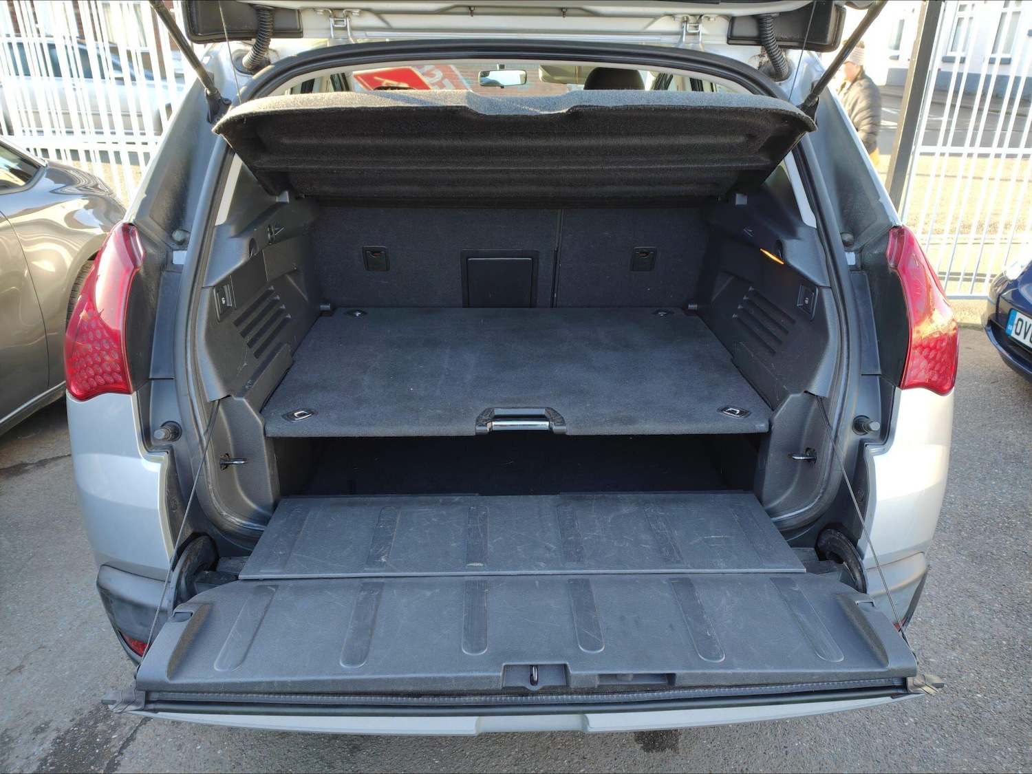 Used Peugeot 3008 2012 for sale - 76899069: Photo 8