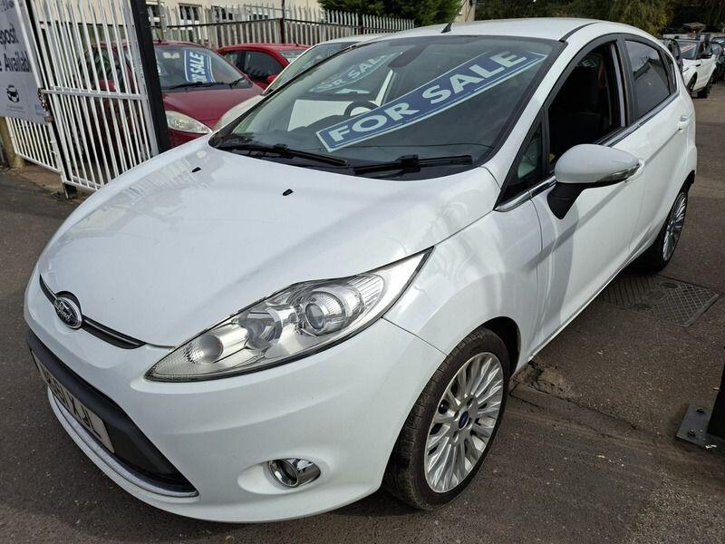 Used Ford Fiesta 2011 for sale - 76485111: Photo 3