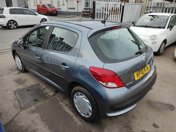 Used Peugeot 207 2010 for sale - 76484937: Photo