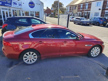 Used Jaguar XE 2017 for sale - 76174800: Photo