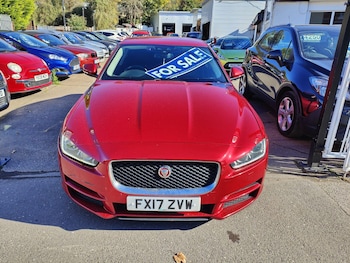Used Jaguar XE 2017 for sale - 76174800: Photo