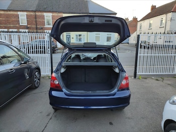 Used Honda Civic 2002 for sale - 76964538: Photo