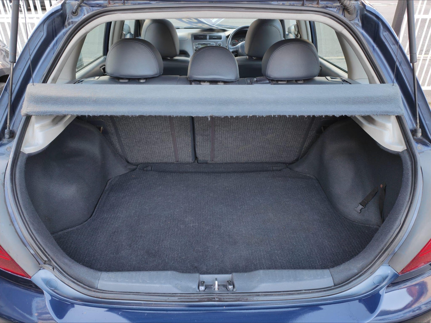 Used Honda Civic 2002 for sale - 76964538: Photo 5