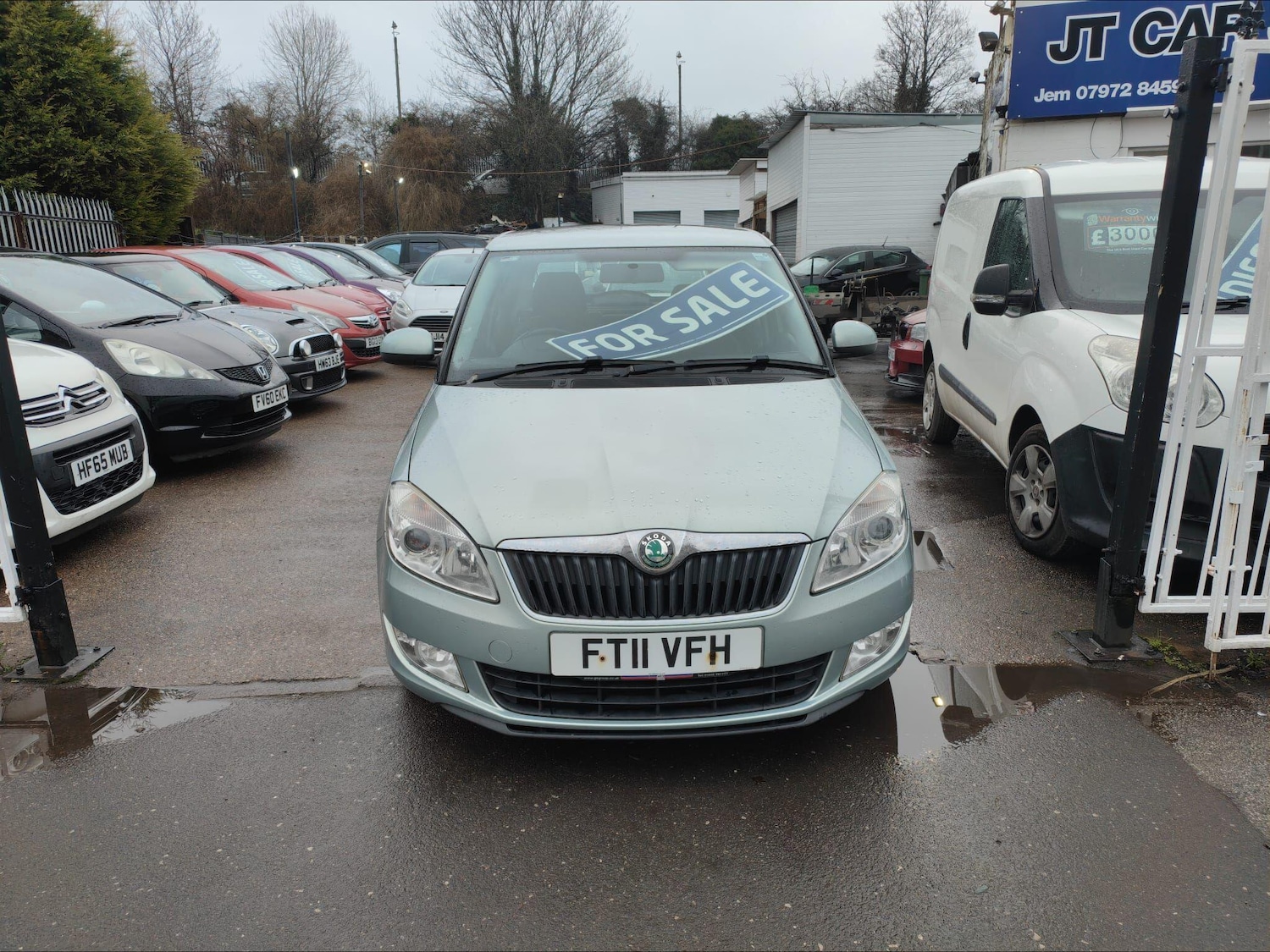 Used Skoda Fabia 2011 for sale - 77320830: Photo 2