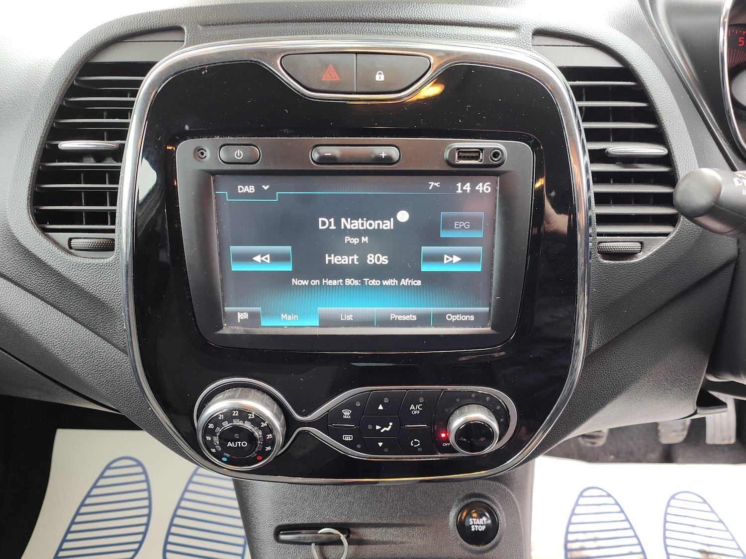 Used Renault Captur 2017 for sale - 76801420: Photo 13