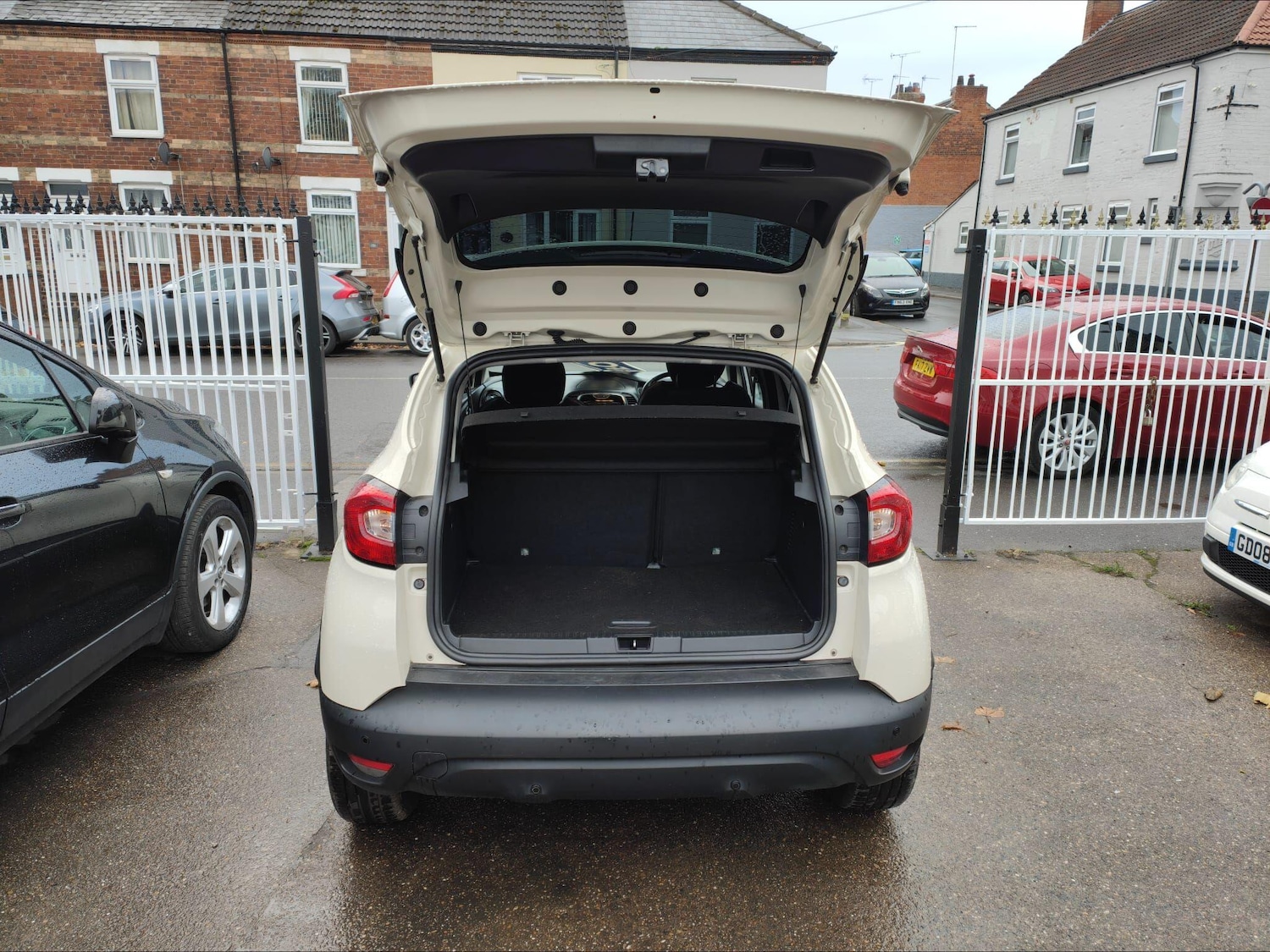 Used Renault Captur 2017 for sale - 76801420: Photo 18