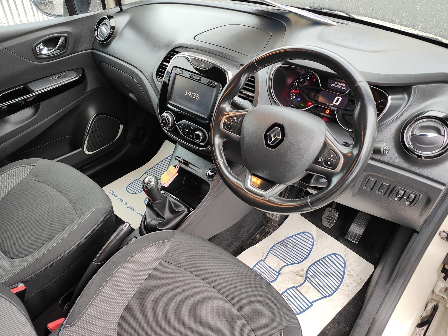 Used Renault Captur 2017 for sale - 76801420: Photo 9