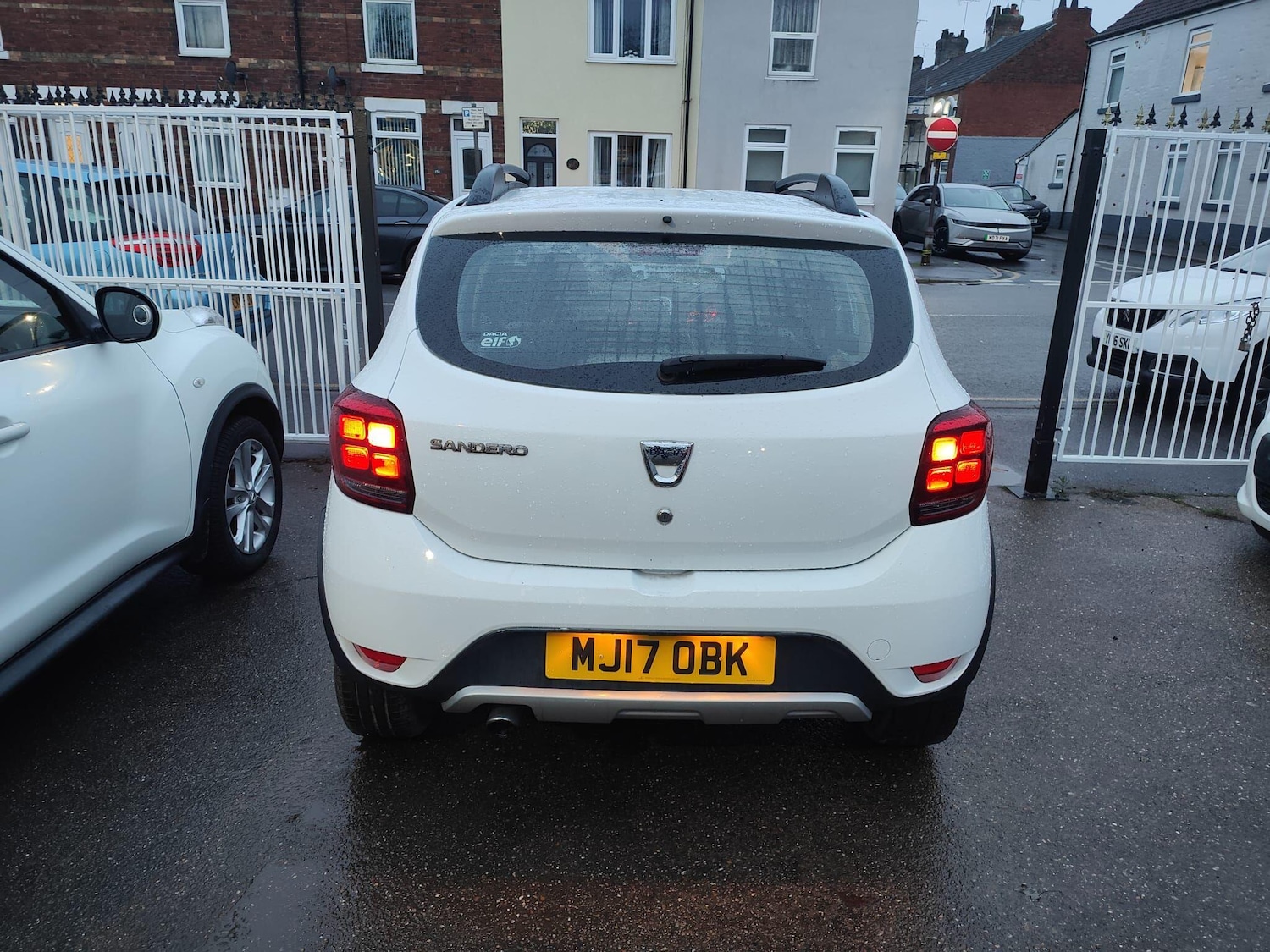 Used Dacia Sandero Stepway 2017 for sale - 77166680: Photo 6