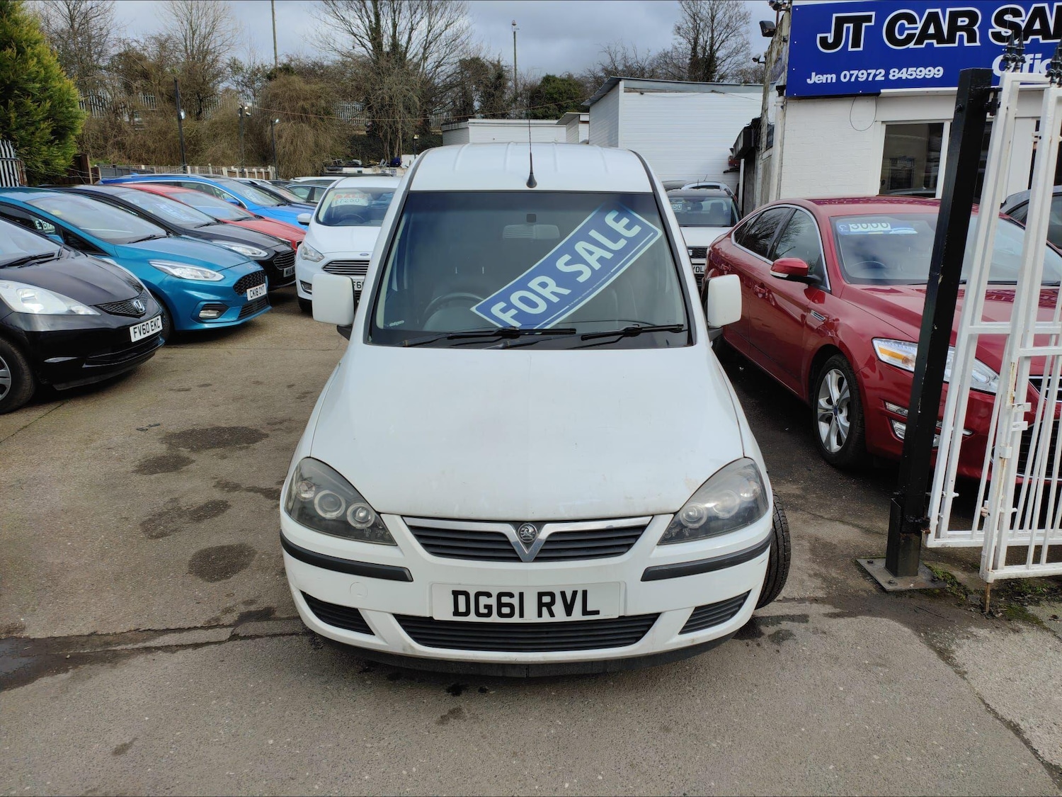 Used Vauxhall Combo for sale - 77956980: Photo 2