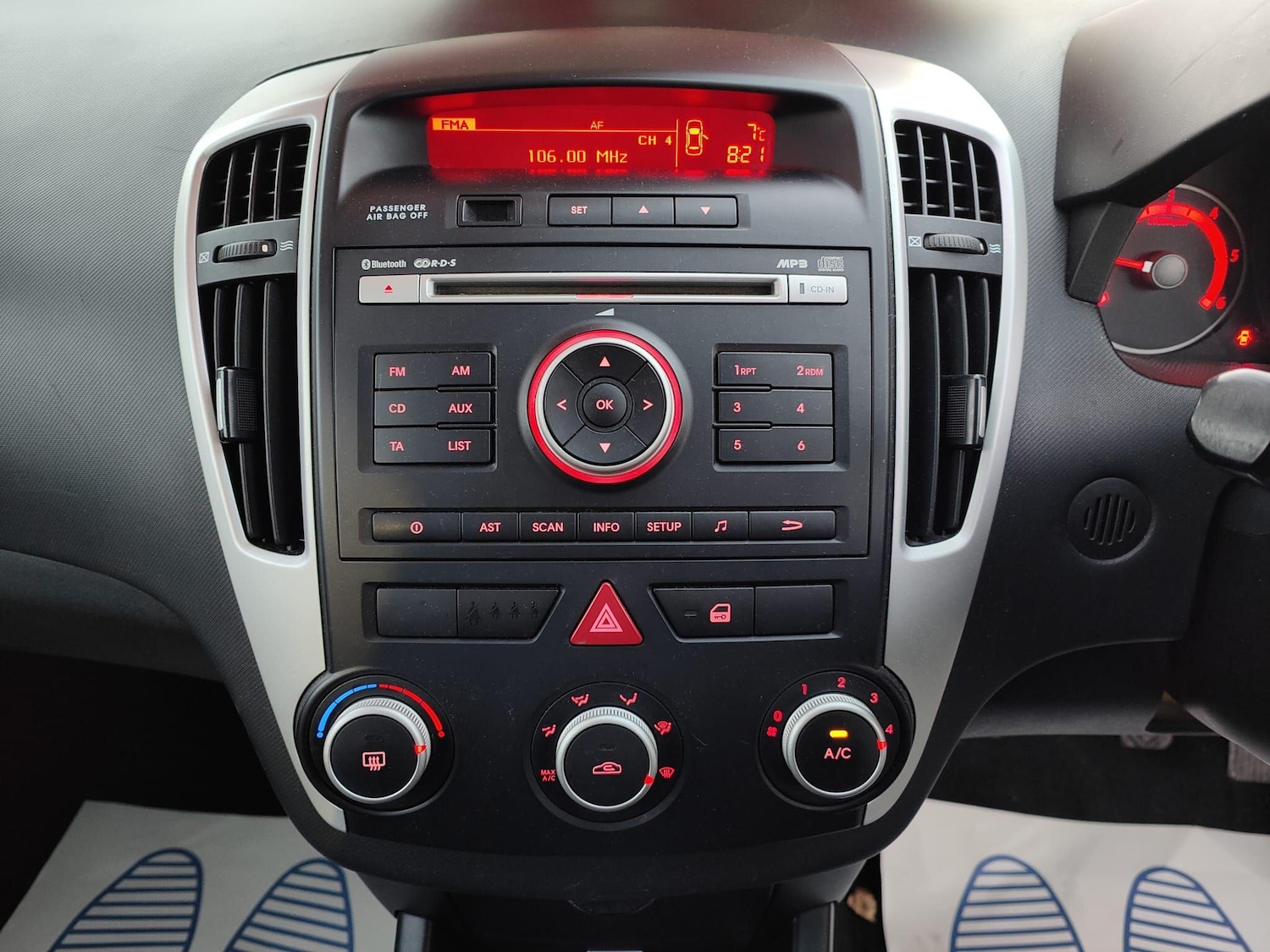 Used Kia Ceed 2012 for sale - 76607471: Photo 13