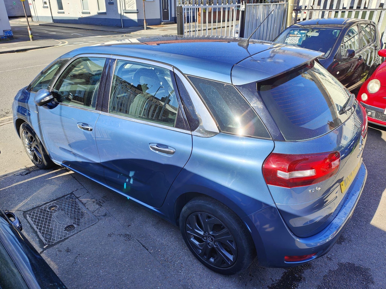 Used Citroen C4 Picasso 2014 for sale - 76175172: Photo 7