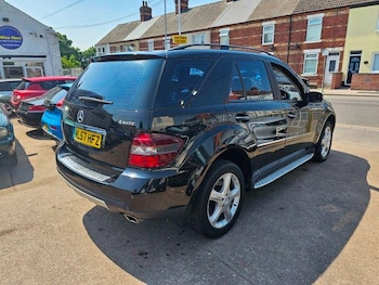 Used Mercedes-Benz M-Class 2007 for sale - 76013045: Photo