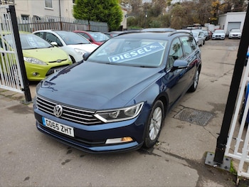 Used Volkswagen Passat 2015 for sale - 76499664: Photo