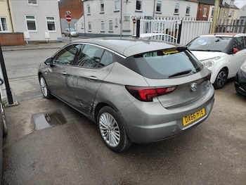 Used Vauxhall Astra 2016 for sale - 77426193: Photo