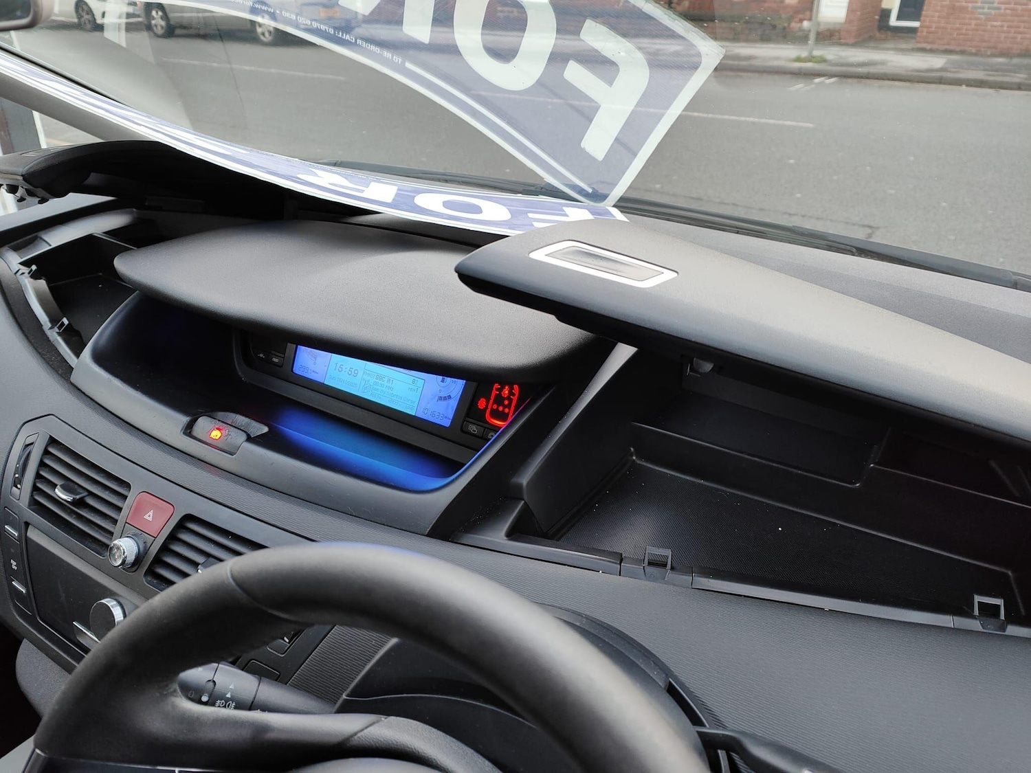 Used Citroen C4 Picasso 2009 for sale - 76990137: Photo 10