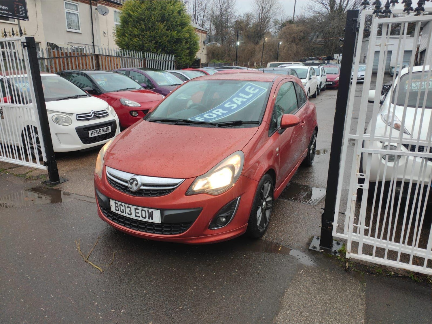 Used Vauxhall Corsa 2013 for sale - 77166863: Photo 2