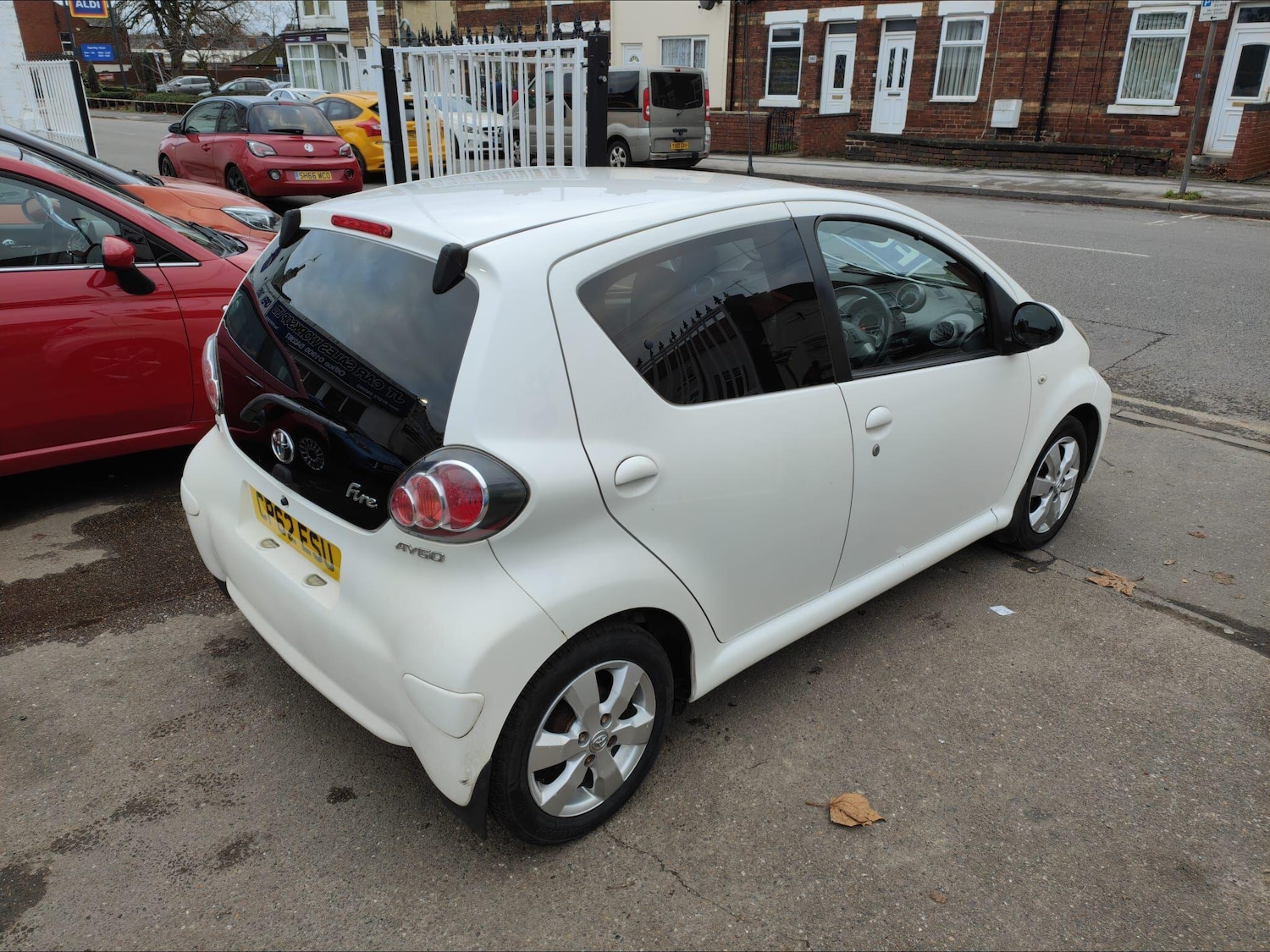 Used Toyota AYGO 2012 for sale - 76607914: Photo 10