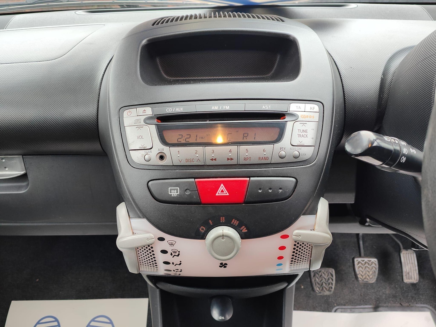 Used Toyota AYGO 2012 for sale - 76607914: Photo 12