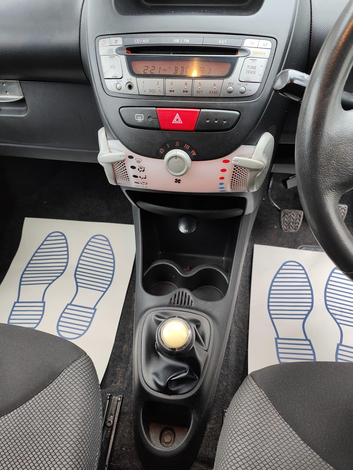 Used Toyota AYGO 2012 for sale - 76607914: Photo 17