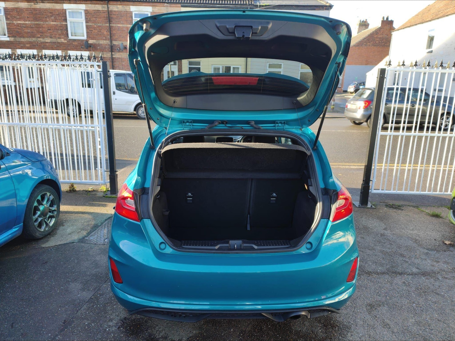 Used Ford Fiesta 2018 for sale - 76573036: Photo 11