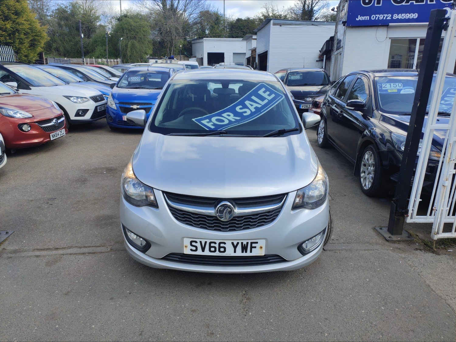 Used Vauxhall Viva 2016 for sale - 78147867: Photo 2