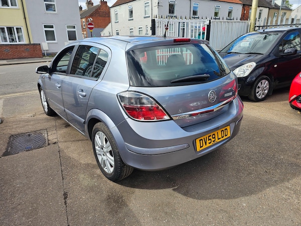 Used Vauxhall Astra 2009 for sale - 75657344: Photo 7