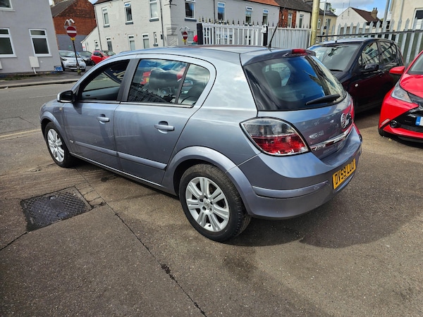 Used Vauxhall Astra 2009 for sale - 75657344: Photo 8