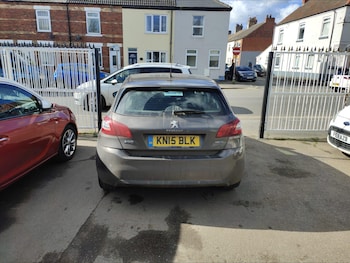 Used Peugeot 308 2015 for sale - 77882606: Photo