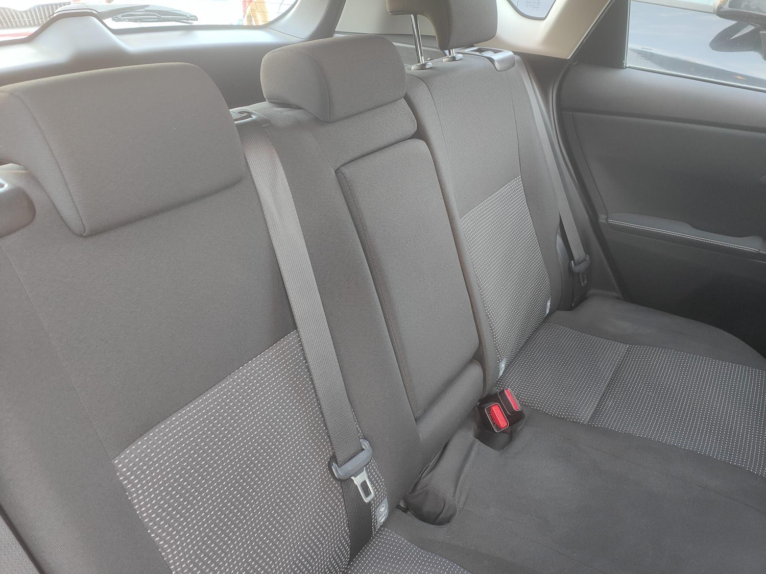 Used Toyota Auris 2014 for sale - 76370474: Photo 19