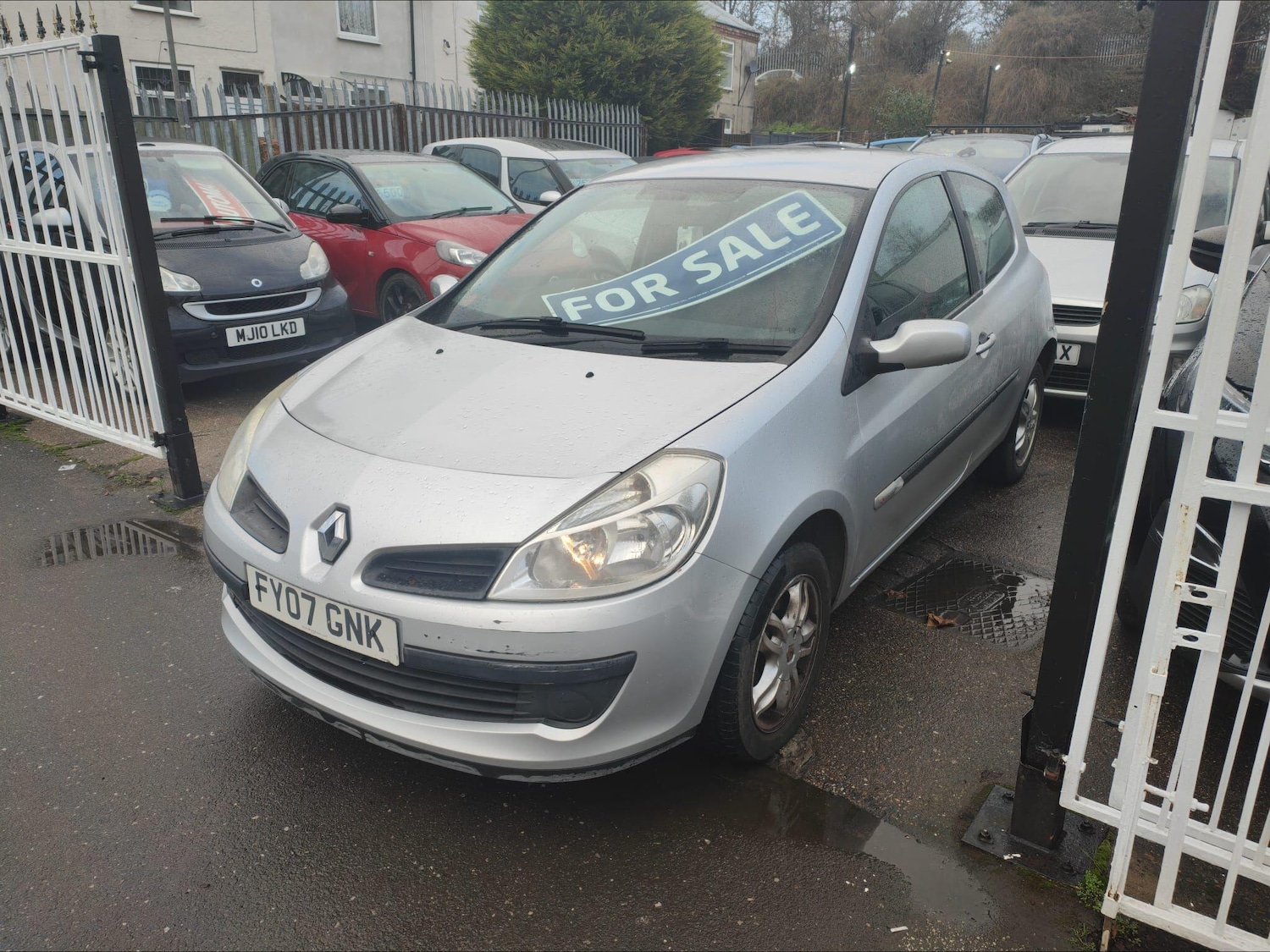 Used Renault Clio 2007 for sale - 76801061: Photo 2