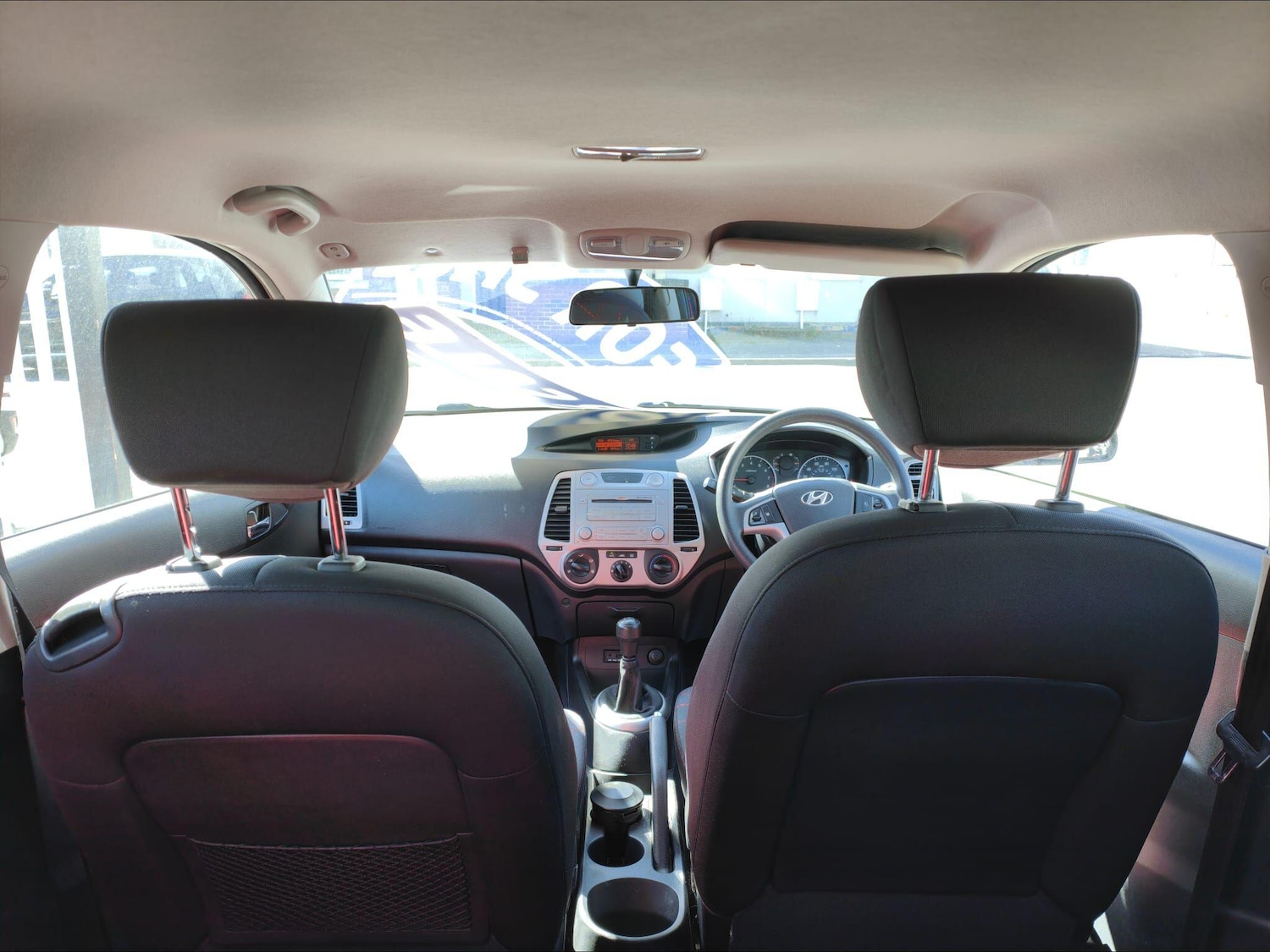 Used Hyundai i20 2010 for sale - 78148321: Photo 9