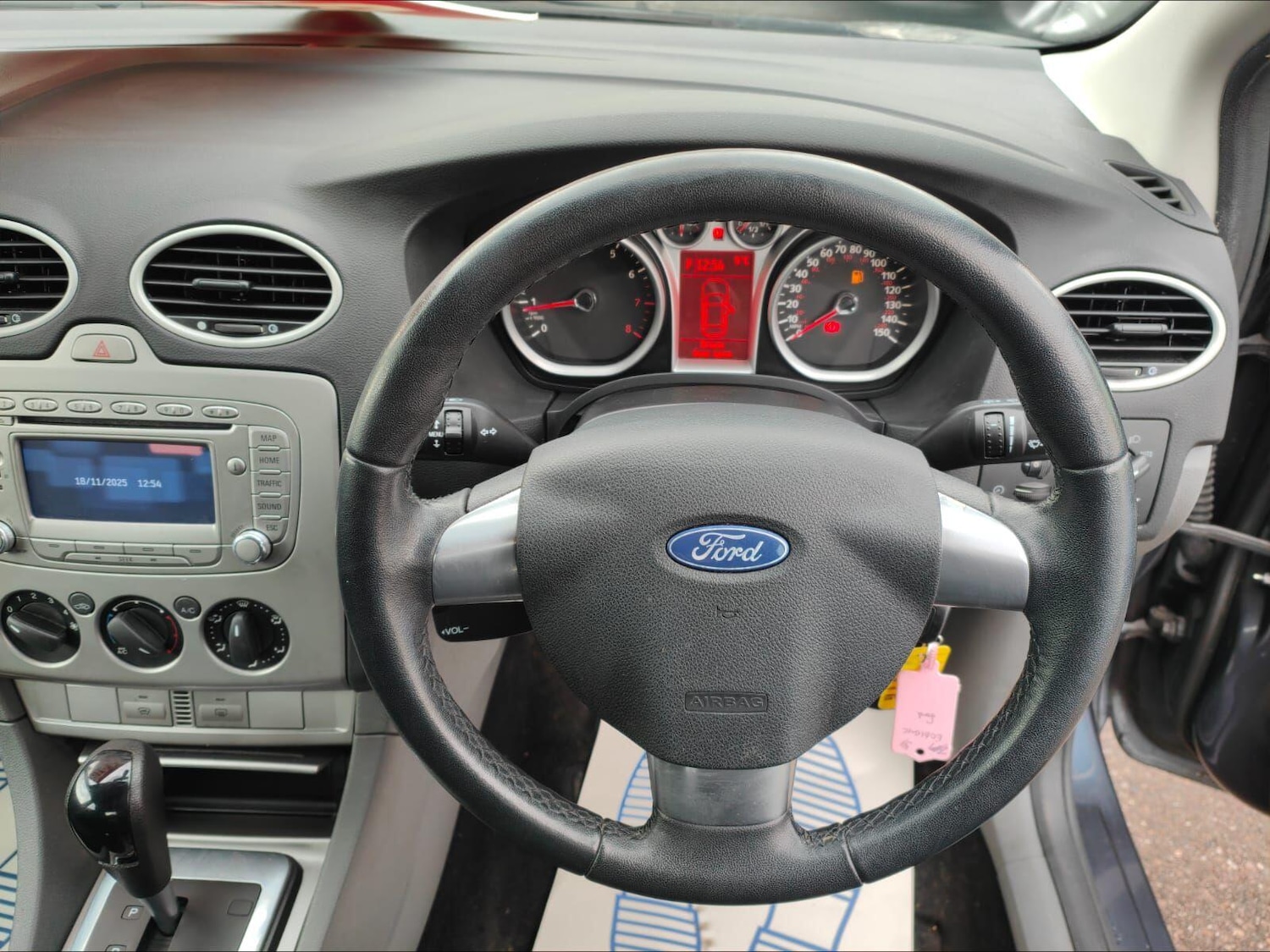 Used Ford Focus 2011 for sale - 76620623: Photo 12
