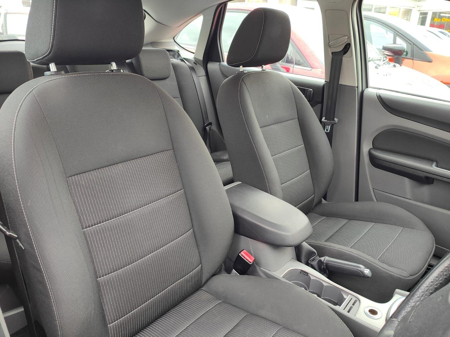 Used Ford Focus 2011 for sale - 76620623: Photo 13