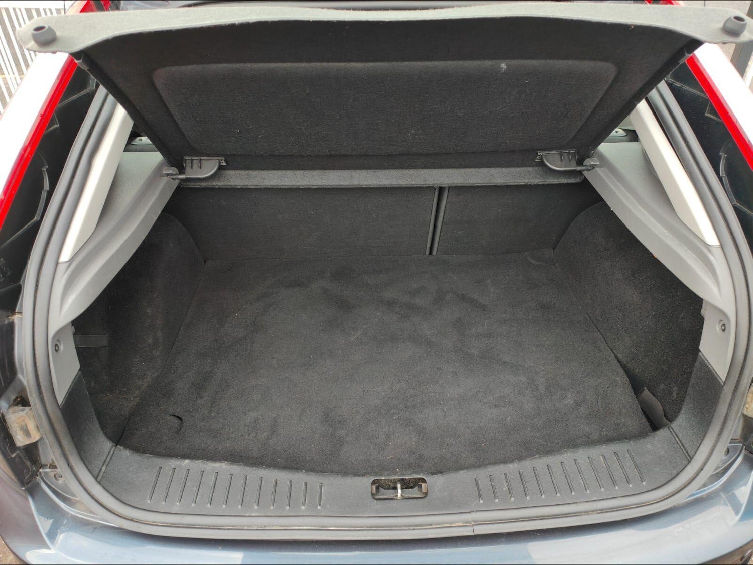 Used Ford Focus 2011 for sale - 76620623: Photo 8